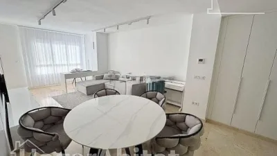Apartment on Carrer de la Dauradella photo 3