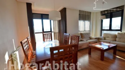 Apartment on Ciudad Jardín Street photo 2