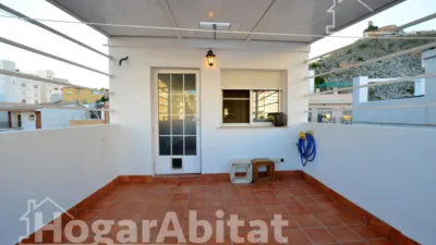 House on Avinguda 25 d'Abril photo 18