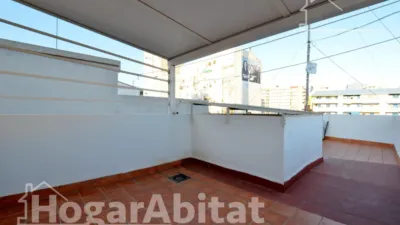 House on Avinguda 25 d'Abril photo 32