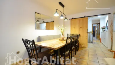 House on Avinguda 25 d'Abril photo 4
