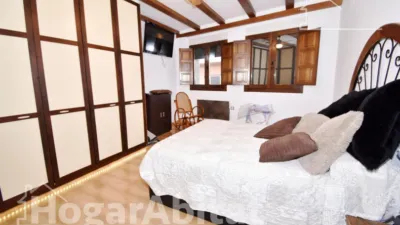 Semi-detached house on Carrer de Cervantes photo 19