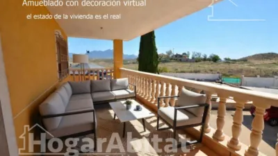 Chalet on Carrer Turquesa photo 2