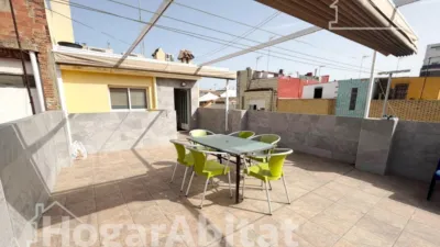 House on Ramón y Cajal Street photo 2