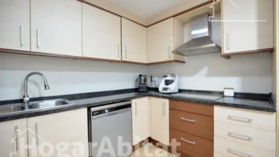 Flat on Calle Escriptor Josep Monleon photo 13