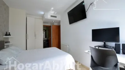 Flat on Calle Escriptor Josep Monleon photo 49