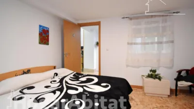 Flat on Ferrocarril d'Alcoi Street photo 13