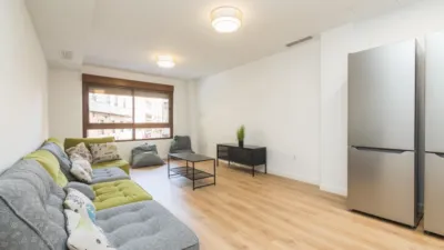 Habitación en alquiler en Calle Joan Carles I, Número 19, Centro (Distrito Núcleo Urbano. Elx - Elche) de 360 €<span>/mes</span>
