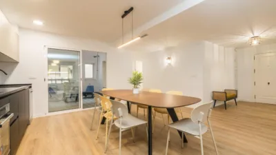 Habitación en alquiler en Calle Joan Carles I, Número 19, Centro (Distrito Núcleo Urbano. Elx - Elche) de 360 €<span>/mes</span>