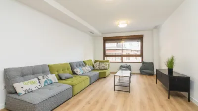 Habitación en alquiler en Calle Joan Carles I, Número 19, Centro (Distrito Núcleo Urbano. Elx - Elche) de 360 €<span>/mes</span>