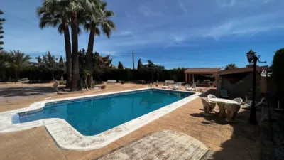 Chalet in Alzabares photo 2