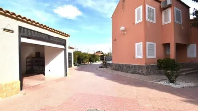 Chalet in Alzabares photo 9