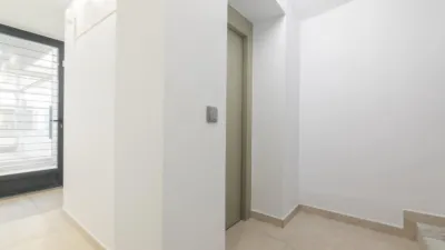 Piso en alquiler en Carrer de Josep María Buck, 41, Pont Nou (Distrito Núcleo Urbano. Elx - Elche) de 900 €<span>/mes</span>