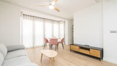 Piso en alquiler en Carrer de Josep María Buck, 41, Pont Nou (Distrito Núcleo Urbano. Elx - Elche) de 900 €<span>/mes</span>