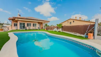 House on California 1 photo 2