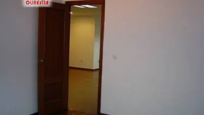 Oficina en alquiler en Centro, Centro (Ourense Capital) de 1.300 €<span>/mes</span>