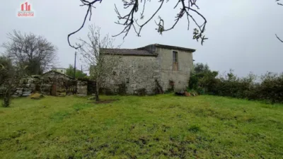 House in the Surroundings photo 3