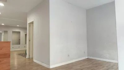 Local comercial en venta en Calle de María, cerca de Calle del Sol - Mehr