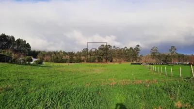 Terreno en venta en Calle A Granxa - Más
