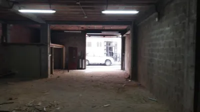 Local comercial en venta en Calle Compostela - Más