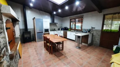 Casa – Neda, A Buída, Santa María - Más