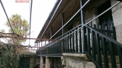 House in the Centre photo 12
