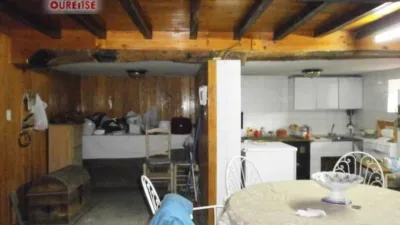House in the Centre photo 20