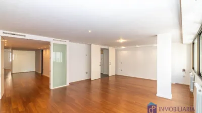 Piso en alquiler en Calle de Prudencio, Casco Antiguo (Zaragoza Capital) de 1.500 €<span>/mes</span>