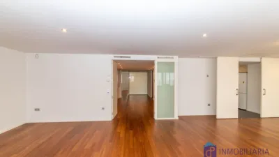 Piso en alquiler en Calle de Prudencio, Casco Antiguo (Zaragoza Capital) de 1.500 €<span>/mes</span>