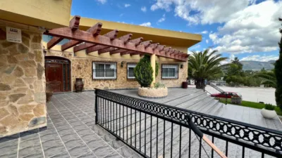 Casa – Sax, Polígono industrial El Castillo, l'Alt Vinalopó / El Alto Vinalopó - Más