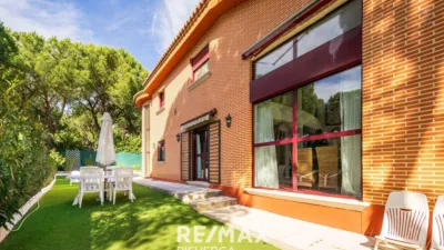 Chalet en venta en Urbanización Móntico, Tordesillas de 490.000 €