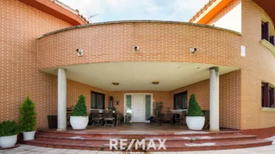 Chalet en venta en Urbanización Móntico, Tordesillas de 490.000 €