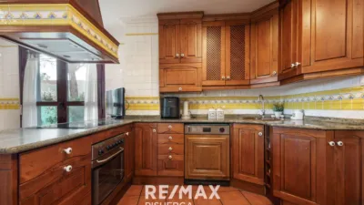 Chalet en venta en Urbanización Móntico, Tordesillas de 490.000 €