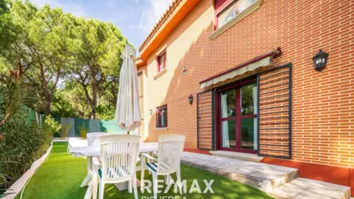 Chalet en venta en Urbanización Móntico, Tordesillas de 490.000 €