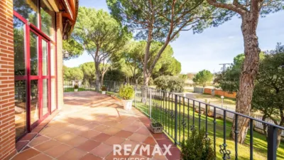 Chalet en venta en Urbanización Móntico, Tordesillas de 490.000 €