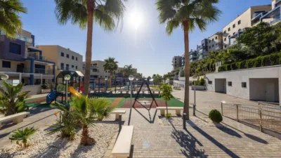 Piso en venta en Calle Pintor Dominguez de Haro, Número 6, Taramay (Almuñécar) de 340.000 €