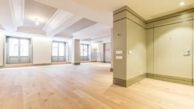 Piso en alquiler en Jerónimos - Imagen 2