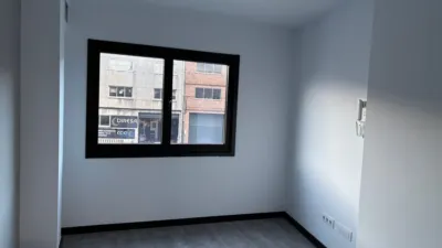 Nave industrial en alquiler en Calle de Juan de la Cierva - Vista 4