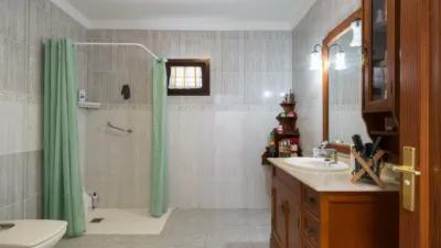 Casa en venta en Calle Bartolome Martin, San Bartolomé de 420.000 €