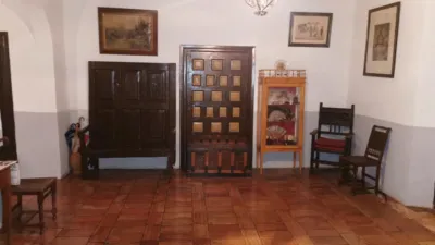 Chalet on Ribera de Navarra Street photo 3