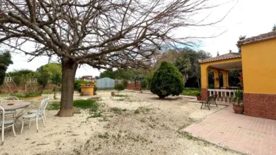 Rustic finca on Llanos de La Encina street photo 28