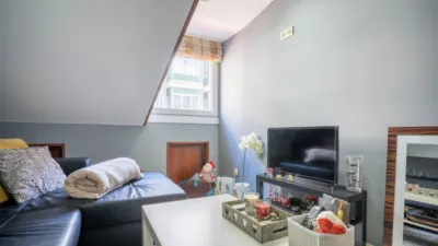 Edificio en venta en Ronda de Outeiro - Avenida Finisterre - Más