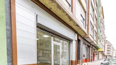 Local comercial en venta en Avda. Finisterre - Més