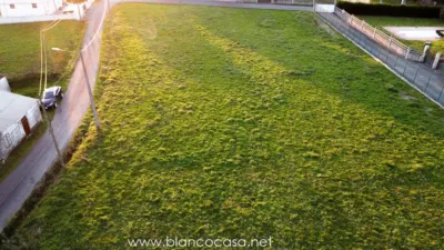 Terreno en venta en Bértoa - Más