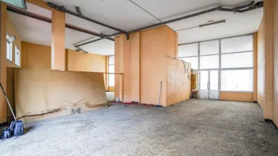 Local comercial en venta en Chorís - Zona Escolar - Más