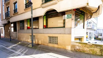 Local comercial en venta en Calle de San Xosé - Vista 2