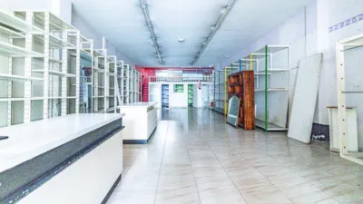 Local comercial en venta en Centro - Vista 2