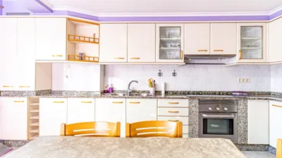 Piso en alquiler en Barrio de Las Flores, Carballo (Carballo) de 550 €<span>/mes</span>