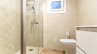 Piso en alquiler en Barrio de Las Flores, Carballo (Carballo) de 550 €<span>/mes</span>