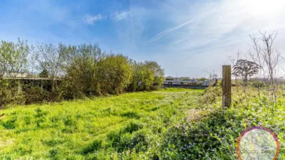 Terreno en venta en Zona Ies Parga Pondal - Vista 2